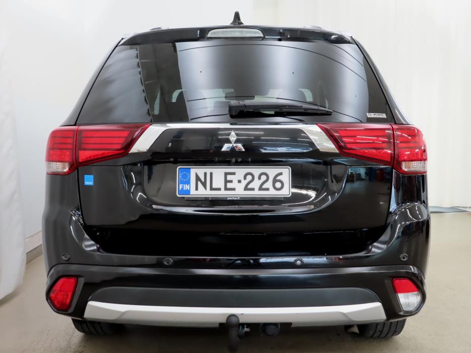 MITSUBISHI Outlander PHEV 2018