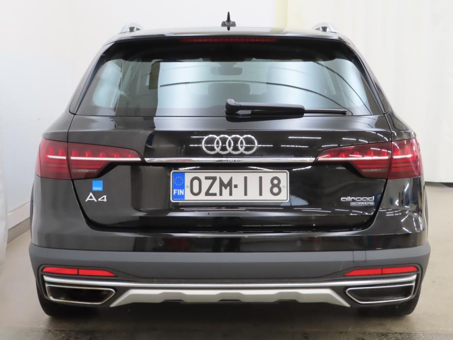 AUDI A4 allroad quattro 2022