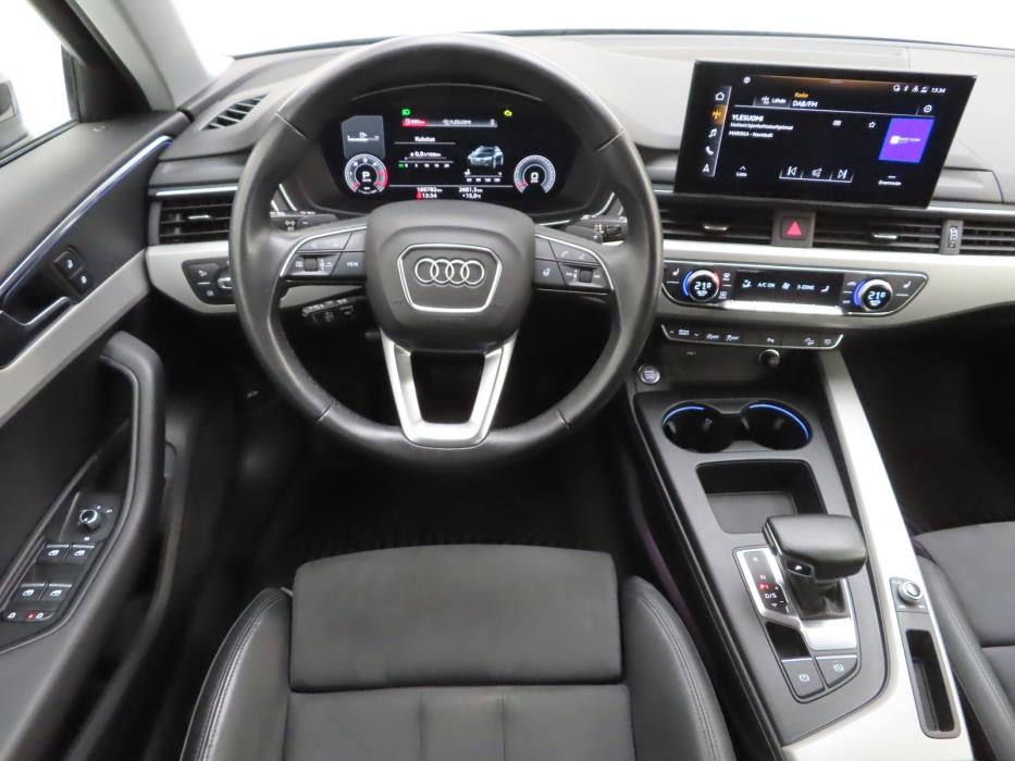 AUDI A4 allroad quattro 2022