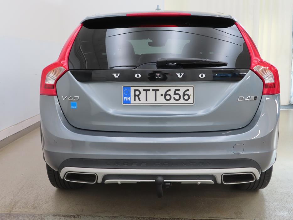 VOLVO V60 Cross Country 2019