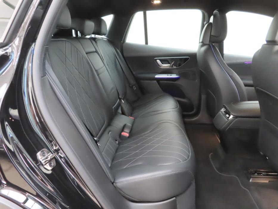 Mercedes-Benz EQE SUV 2024