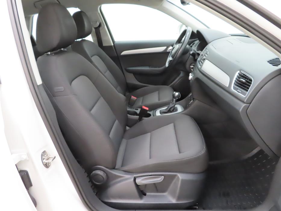 Audi Q3 2016
