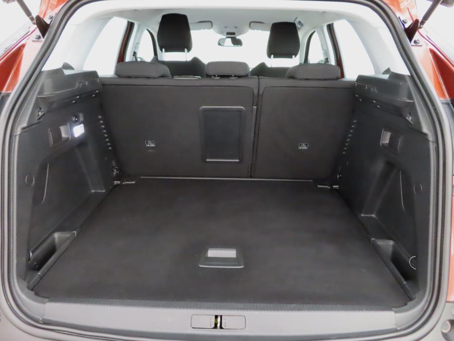 PEUGEOT 3008 2017
