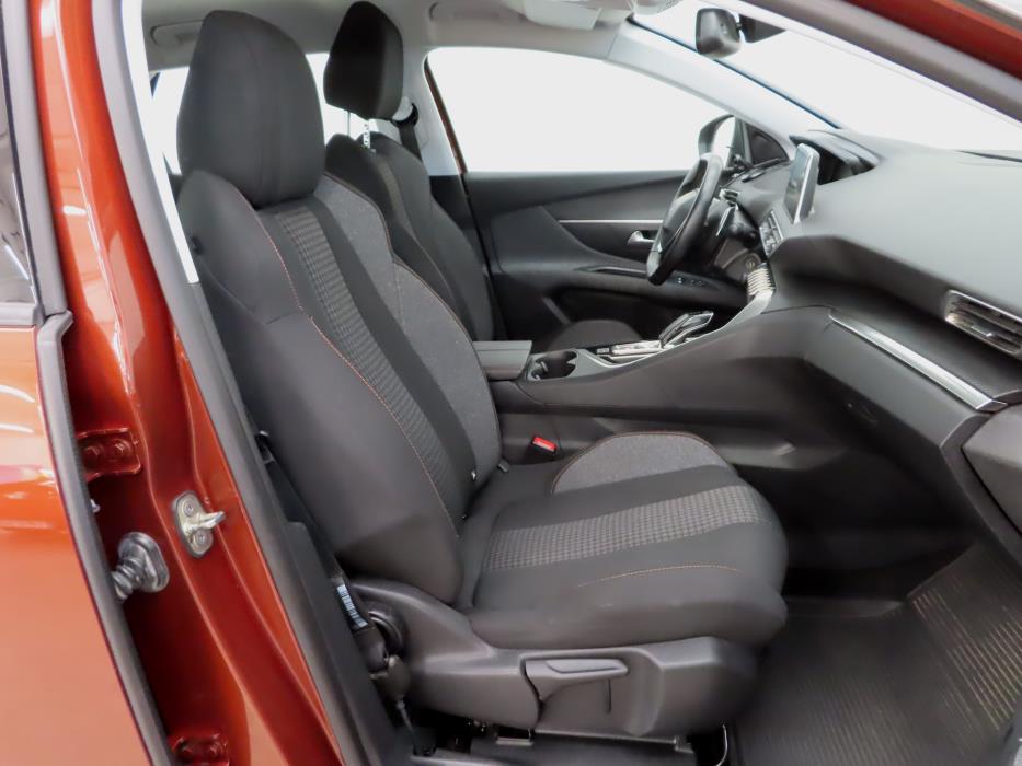 PEUGEOT 3008 2017