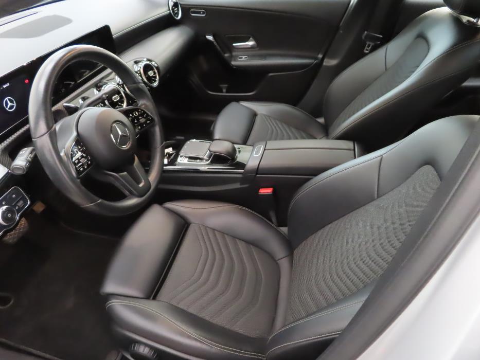 MERCEDES-BENZ A 2018