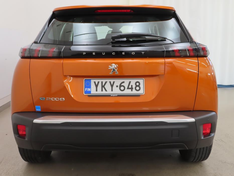 Peugeot e-2008 2022