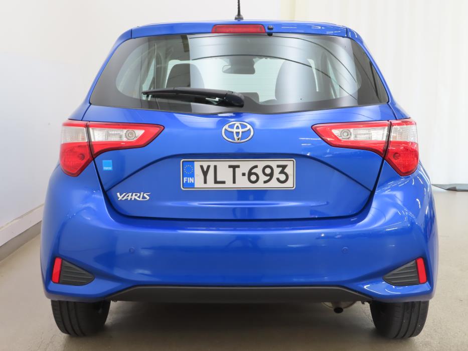 TOYOTA Yaris 2020
