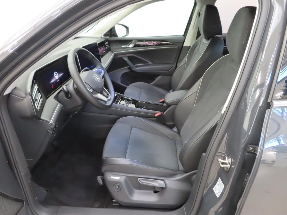 VOLKSWAGEN Tiguan 2025