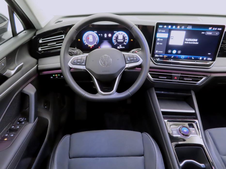 VOLKSWAGEN Tiguan 2025