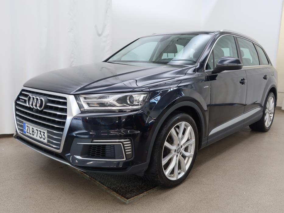AUDI Q7 2016