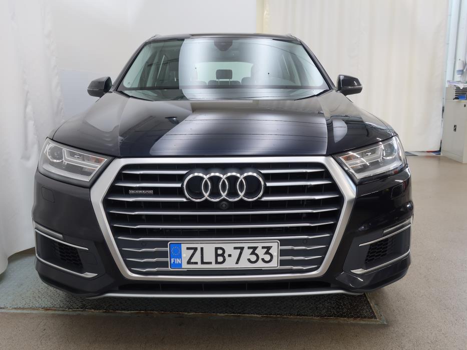 AUDI Q7 2016