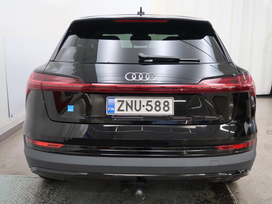 Audi e-tron 2020
