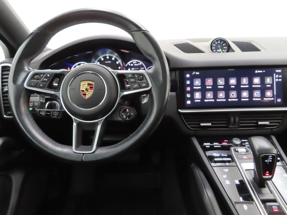 Porsche Cayenne 2022