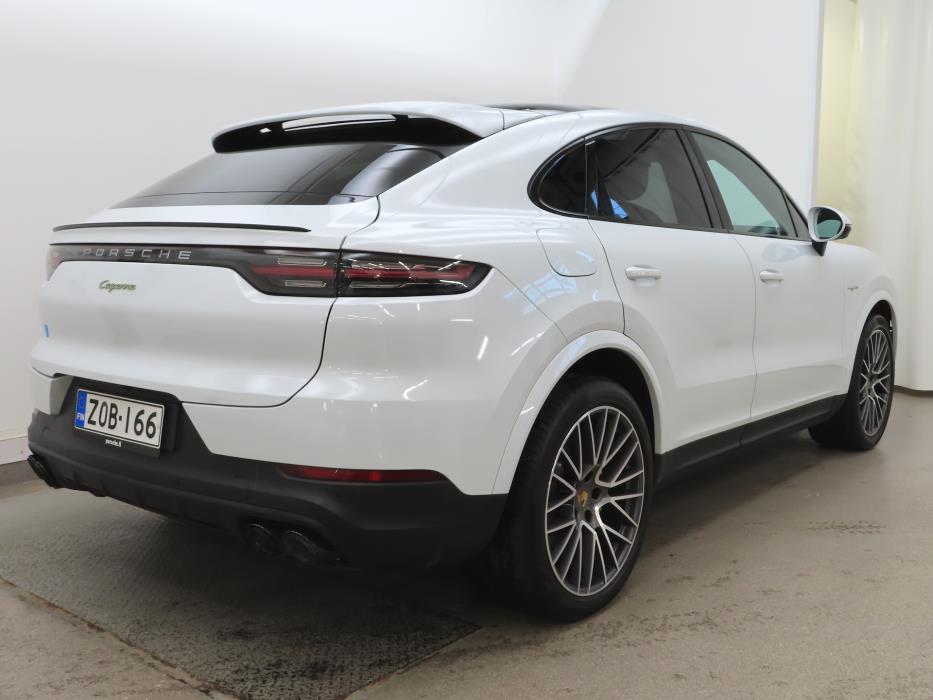 Porsche Cayenne 2022