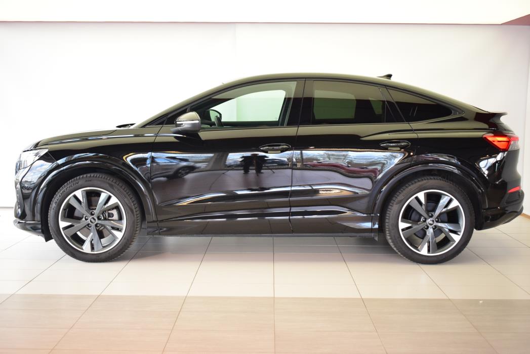 Audi Q4 e-tron 2024