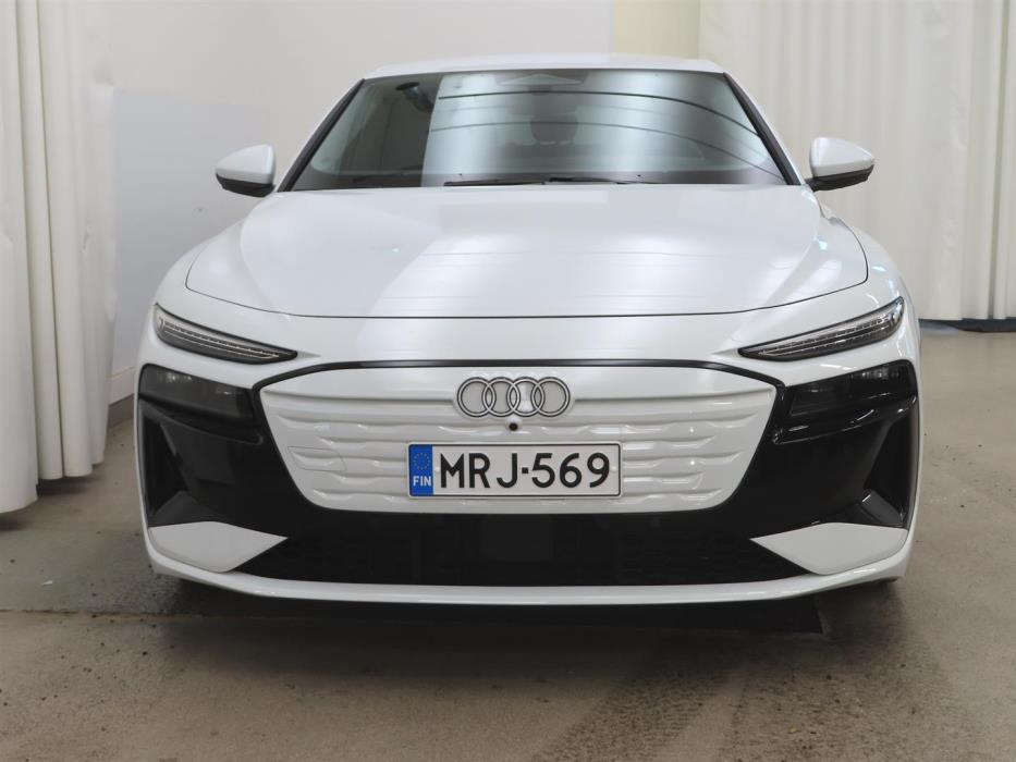 Audi A6 e-tron 2025