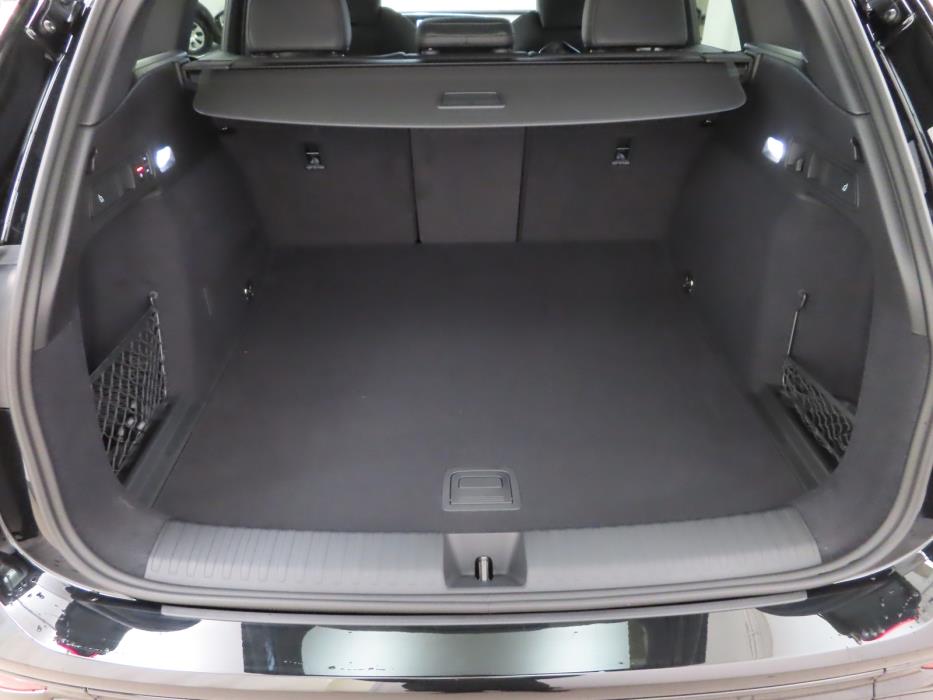 Audi Q6 e-tron 2026