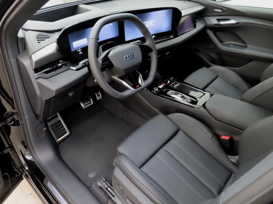 Audi Q6 e-tron 2026