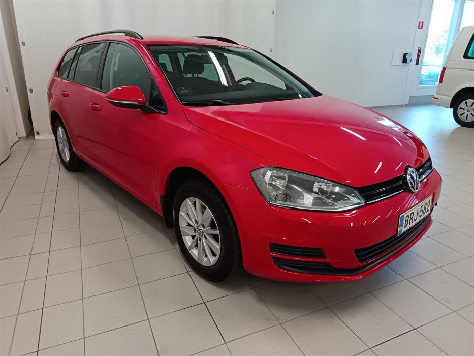 VOLKSWAGEN Golf 2013