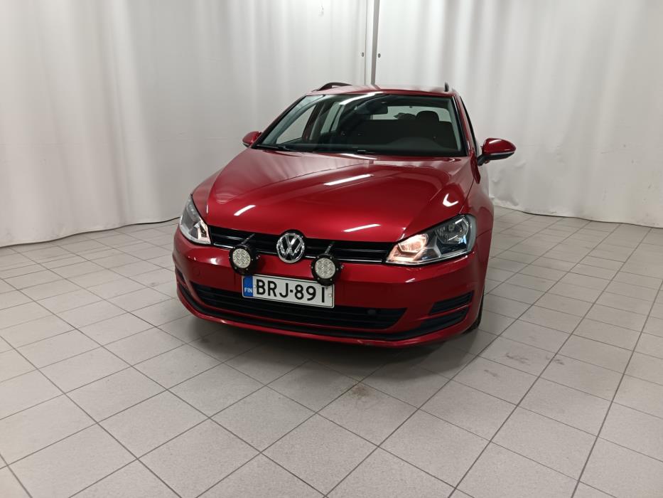 VOLKSWAGEN Golf 2013