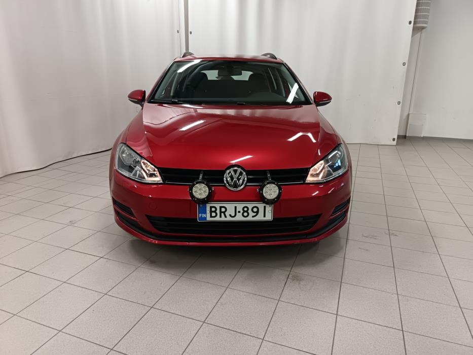 VOLKSWAGEN Golf 2013
