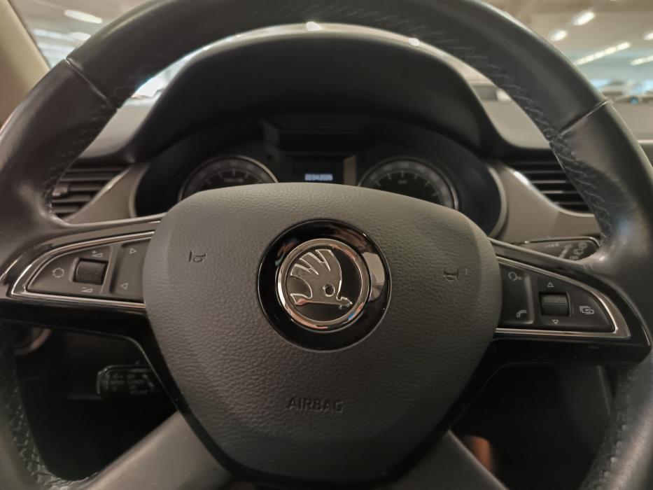 SKODA Octavia 2015