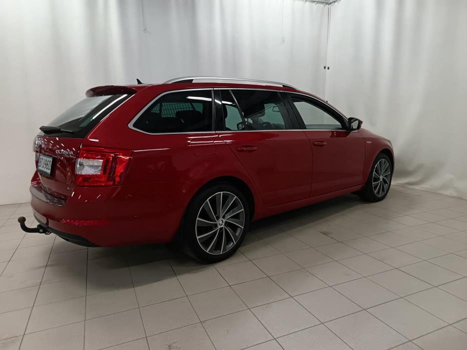 SKODA Octavia 2015