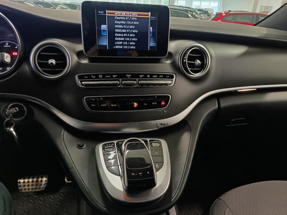 MERCEDES-BENZ V 2018