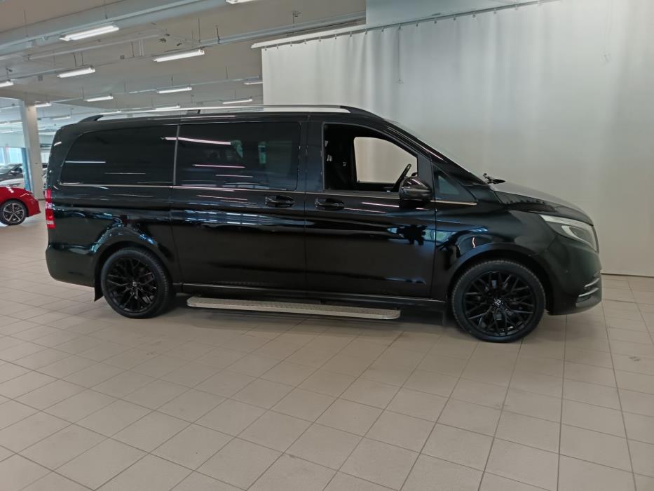 MERCEDES-BENZ V 2018