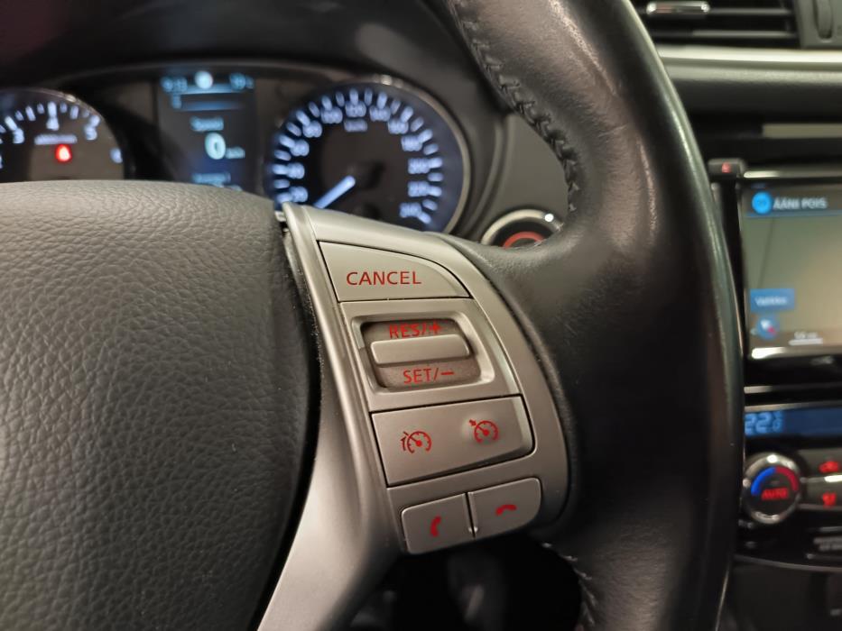 NISSAN Qashqai 2017