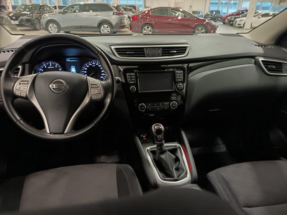 NISSAN Qashqai 2017