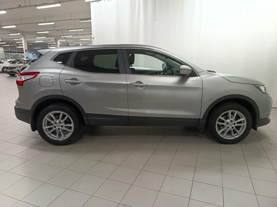 NISSAN Qashqai 2017