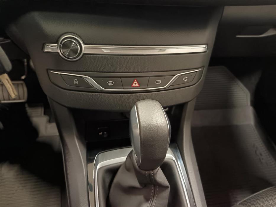 PEUGEOT 308 2017