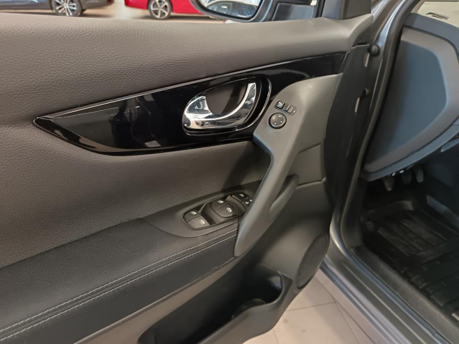 NISSAN Qashqai 2020