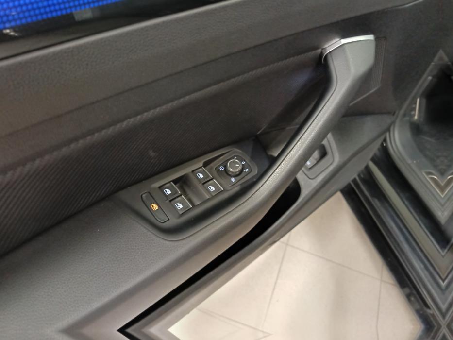 VOLKSWAGEN Arteon 2023