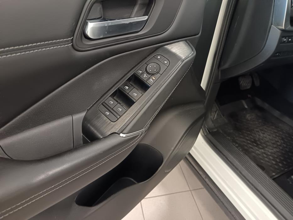 NISSAN Qashqai 2023