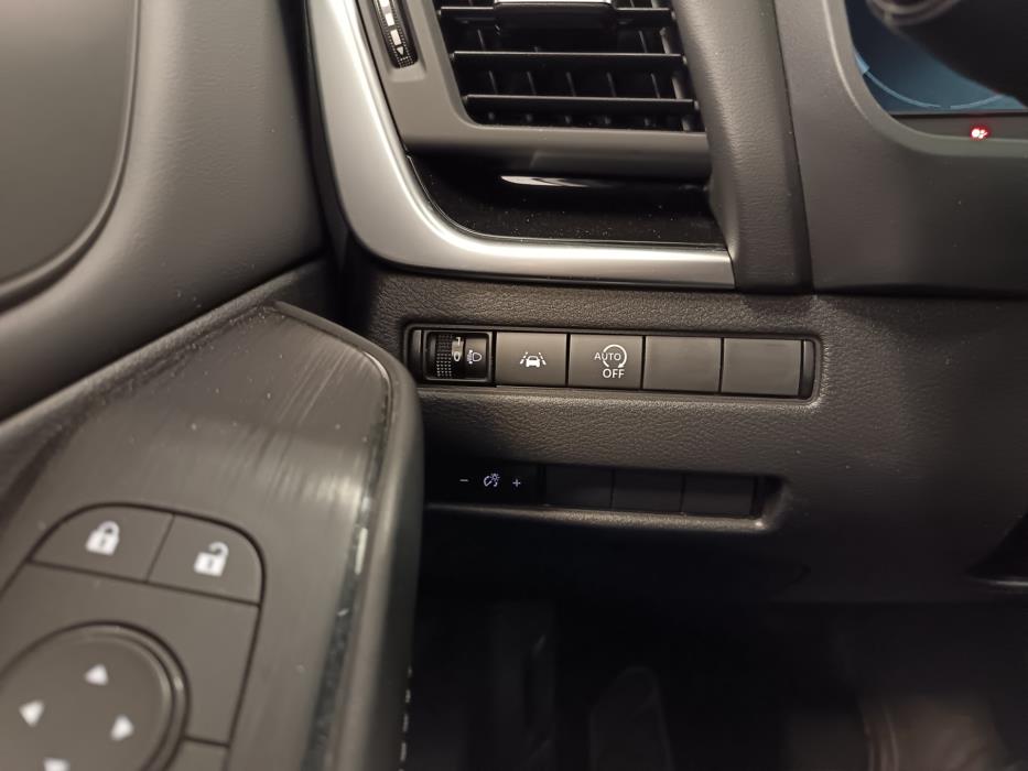 NISSAN Qashqai 2023
