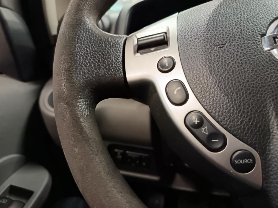 NISSAN NV200 2015