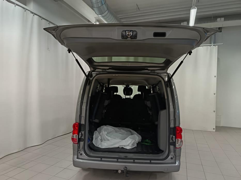 NISSAN NV200 2015