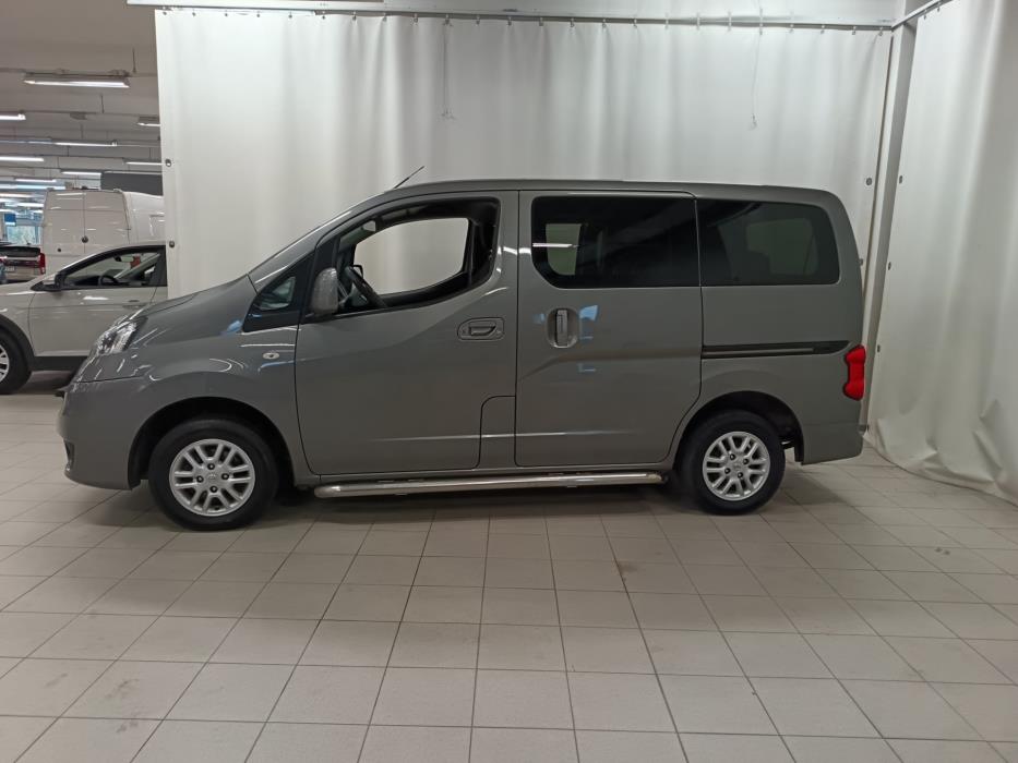 NISSAN NV200 2015
