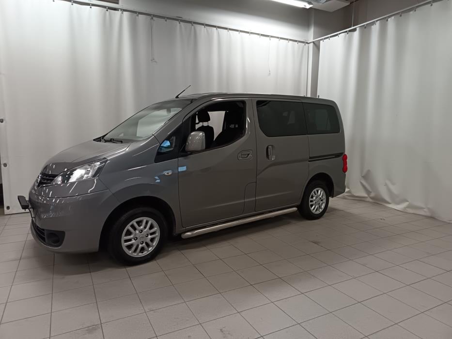 NISSAN NV200 2015