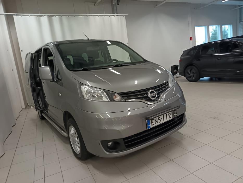 NISSAN NV200 2015