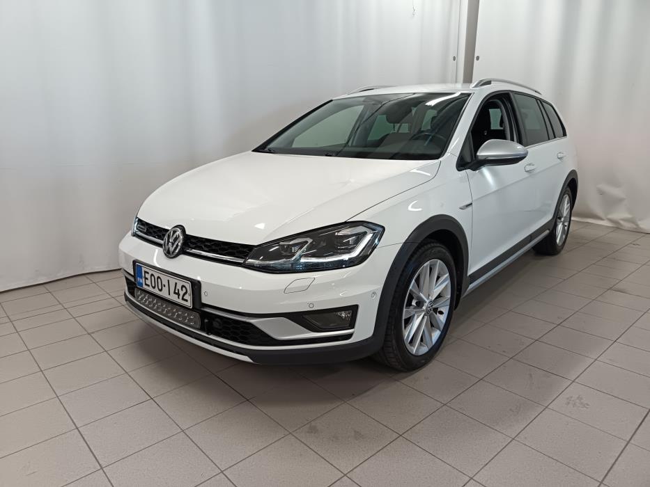VOLKSWAGEN Golf 2017