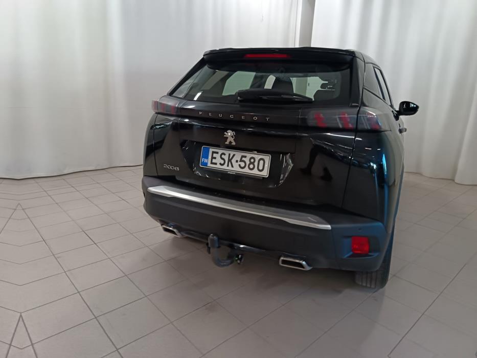 PEUGEOT 2008 2021