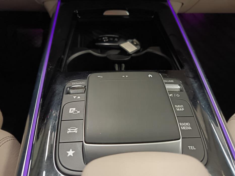 MERCEDES-BENZ GLA 2021