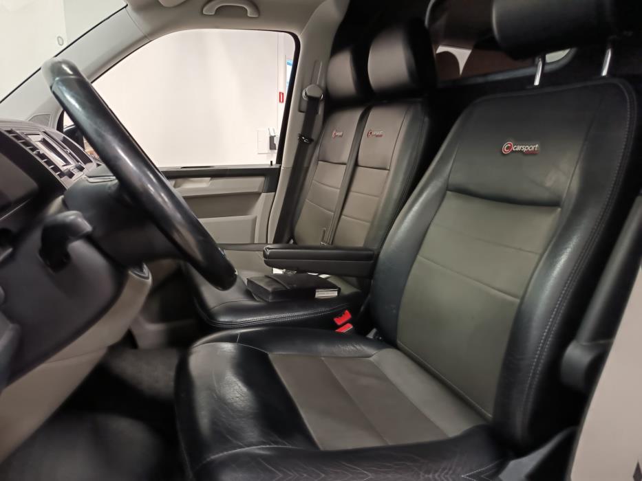 VOLKSWAGEN Transporter 2016