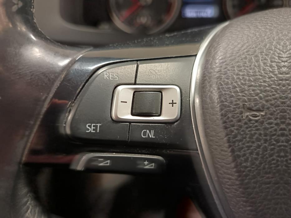 VOLKSWAGEN Transporter 2016