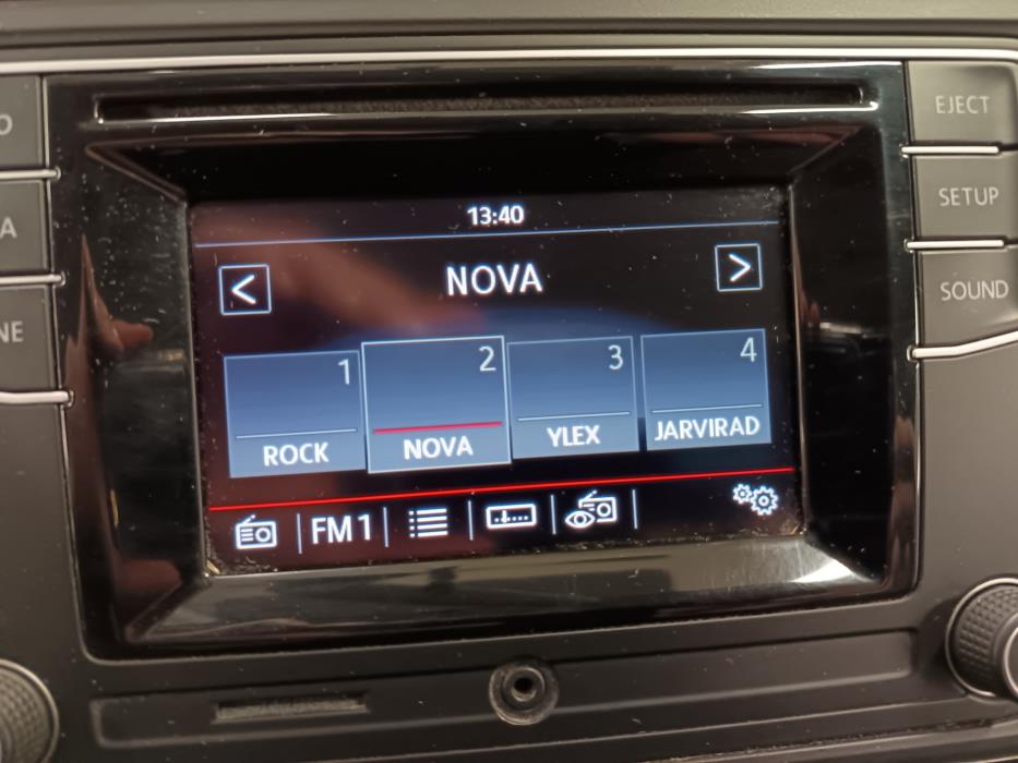 VOLKSWAGEN Transporter 2016