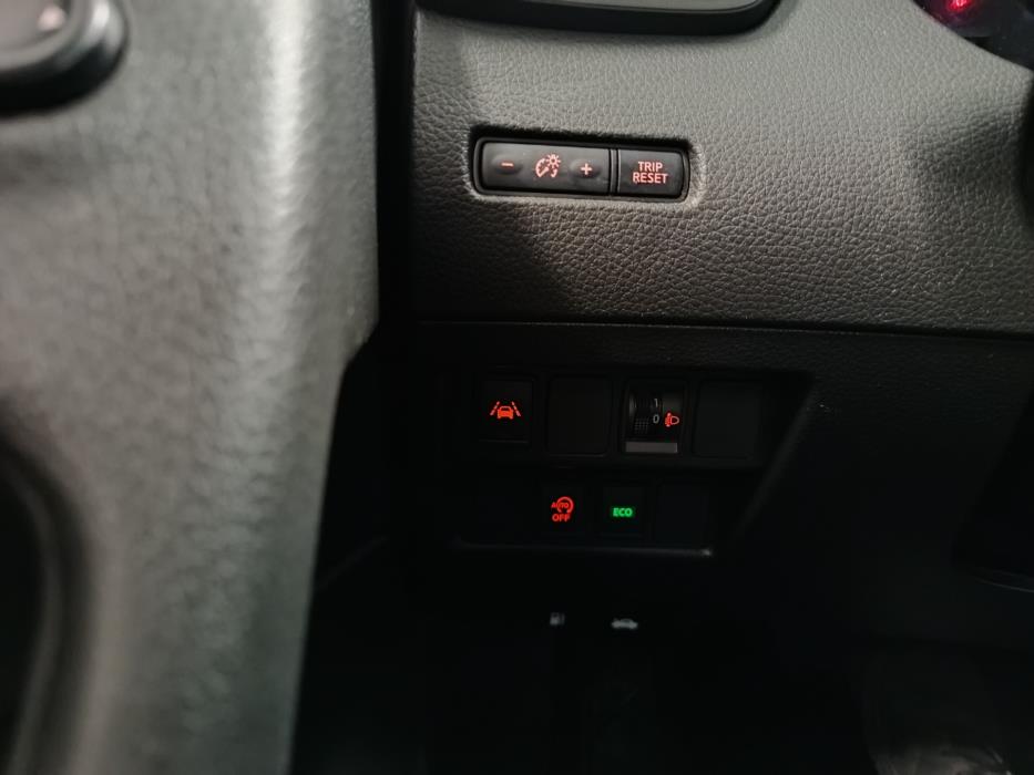 NISSAN Qashqai 2019