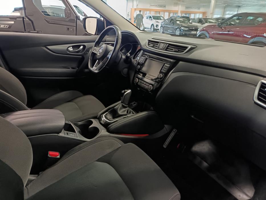 NISSAN Qashqai 2019